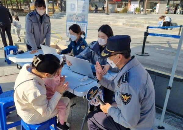 화성동탄경찰서 굿네이버스 경기화성지부 화성시와 함께 아동학대 예방 캠페인 실시